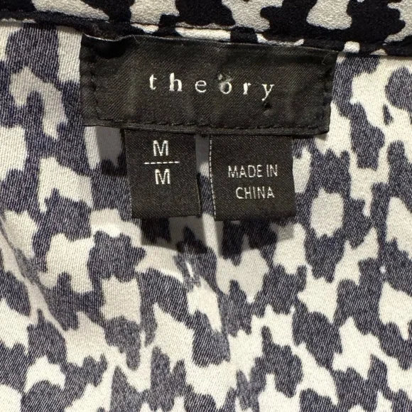 Theory Black and White Houndstooth Blouse Women’s Size Medium - Picture 4 of 9